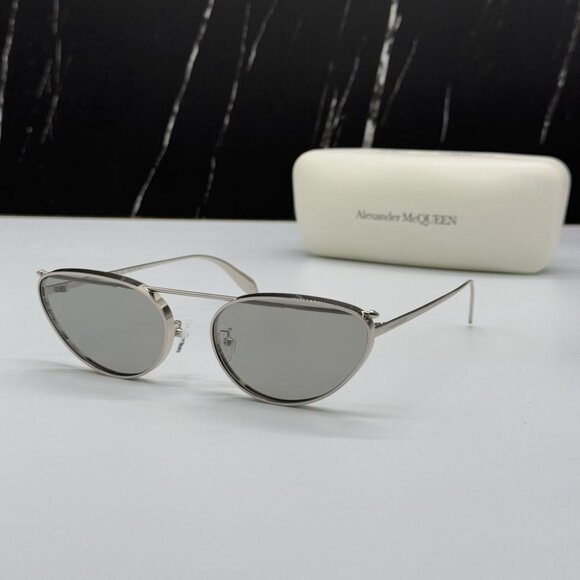 NEW AM0424S 004 ALEXANDER MCQUEEN SILVER WOMAN SUNGLASSES - Picture 1 of 10